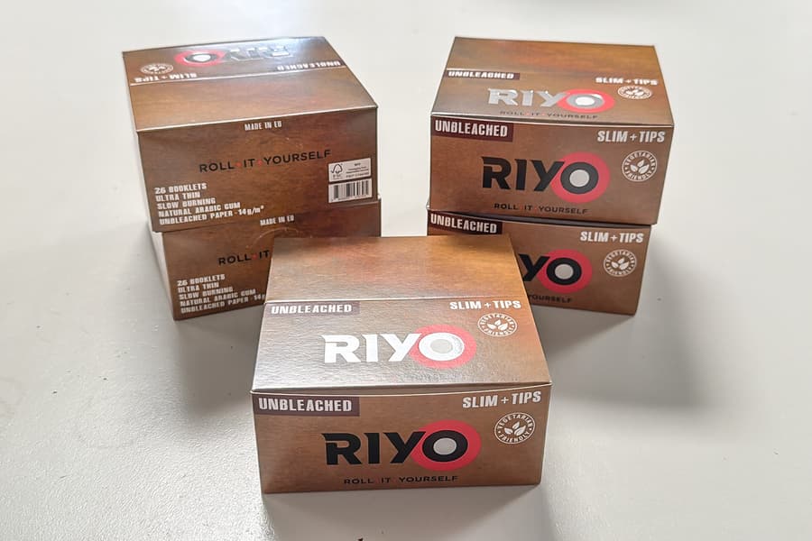10 Packungen mit Papers Riyo